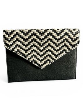 Street Level Anthropologie Envelope Clutch Bag in Black and Ivory Woven Detail